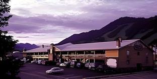 Ngoại cảnh khách sạn