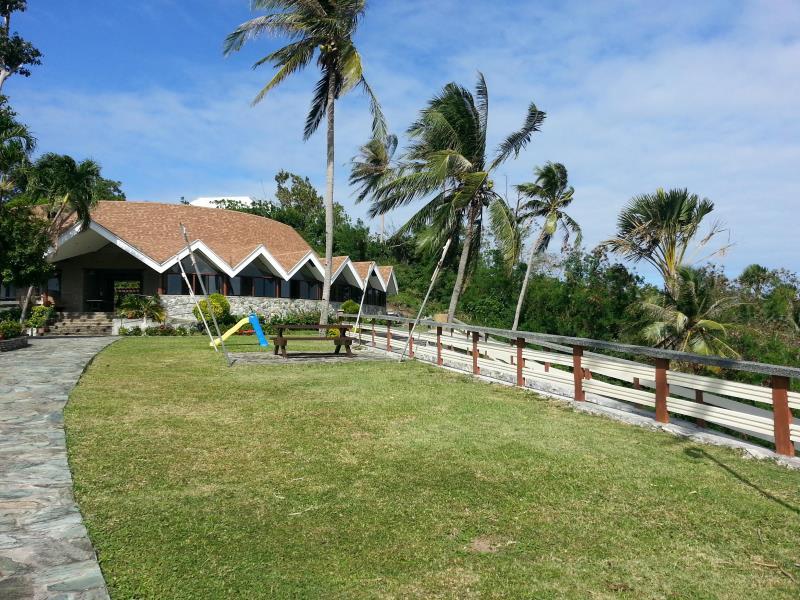 Ngoại cảnh khách sạn