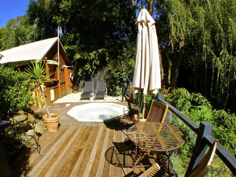 Ngoại cảnh khách sạn