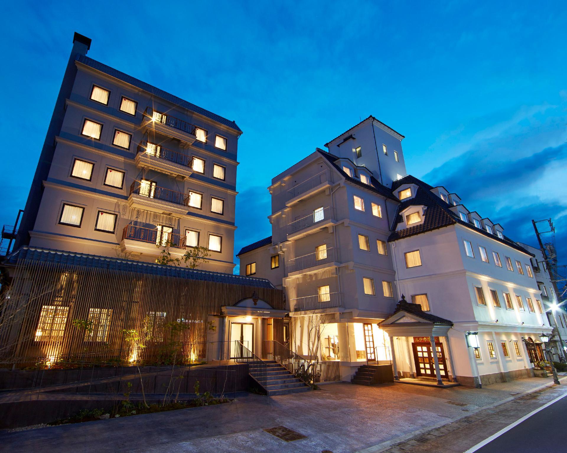 Ngoại cảnh khách sạn