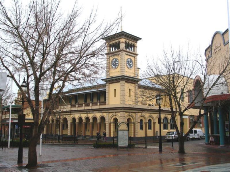 Khu vực xung quanh