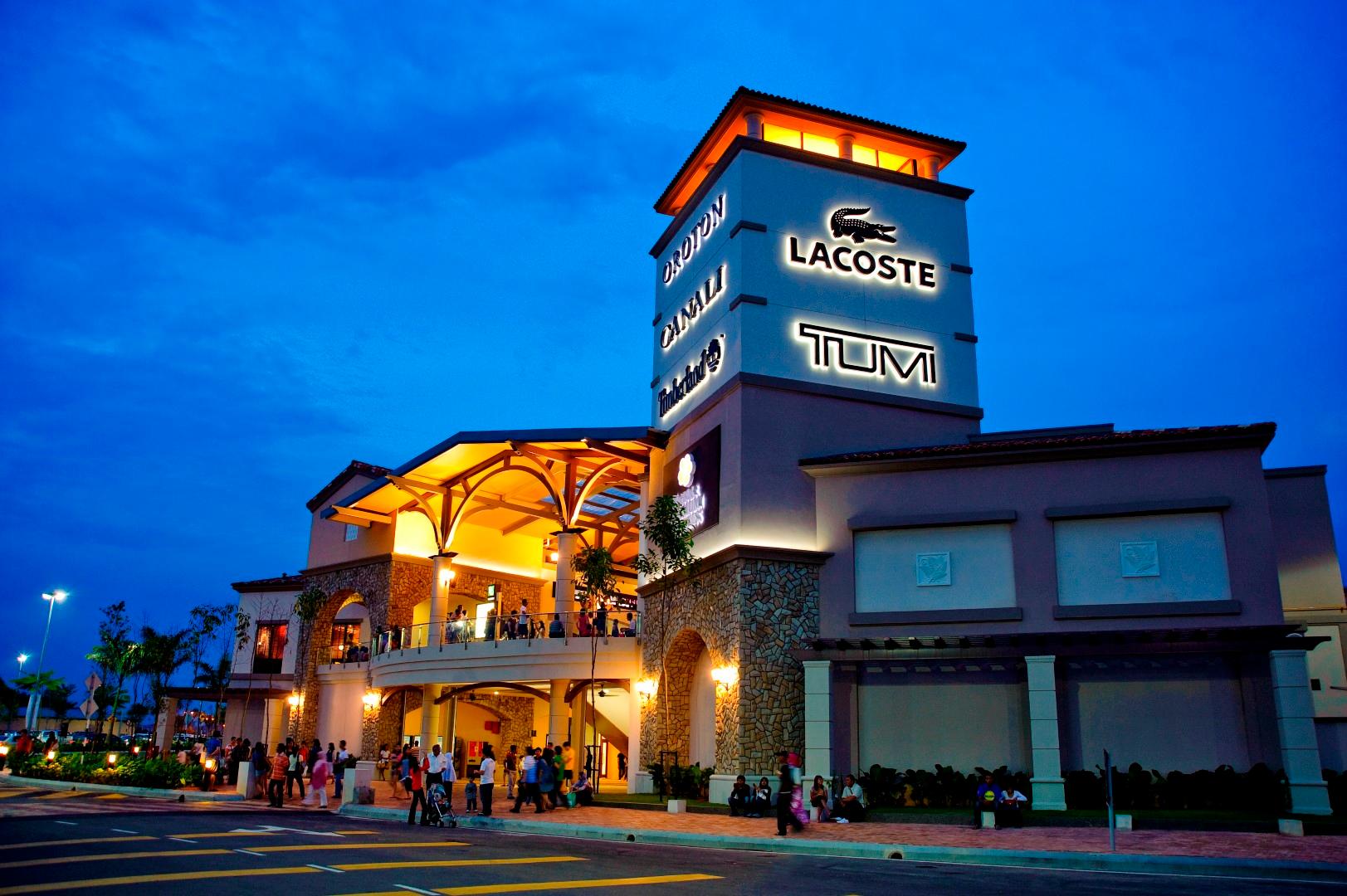 Nơi tham quan gần đây