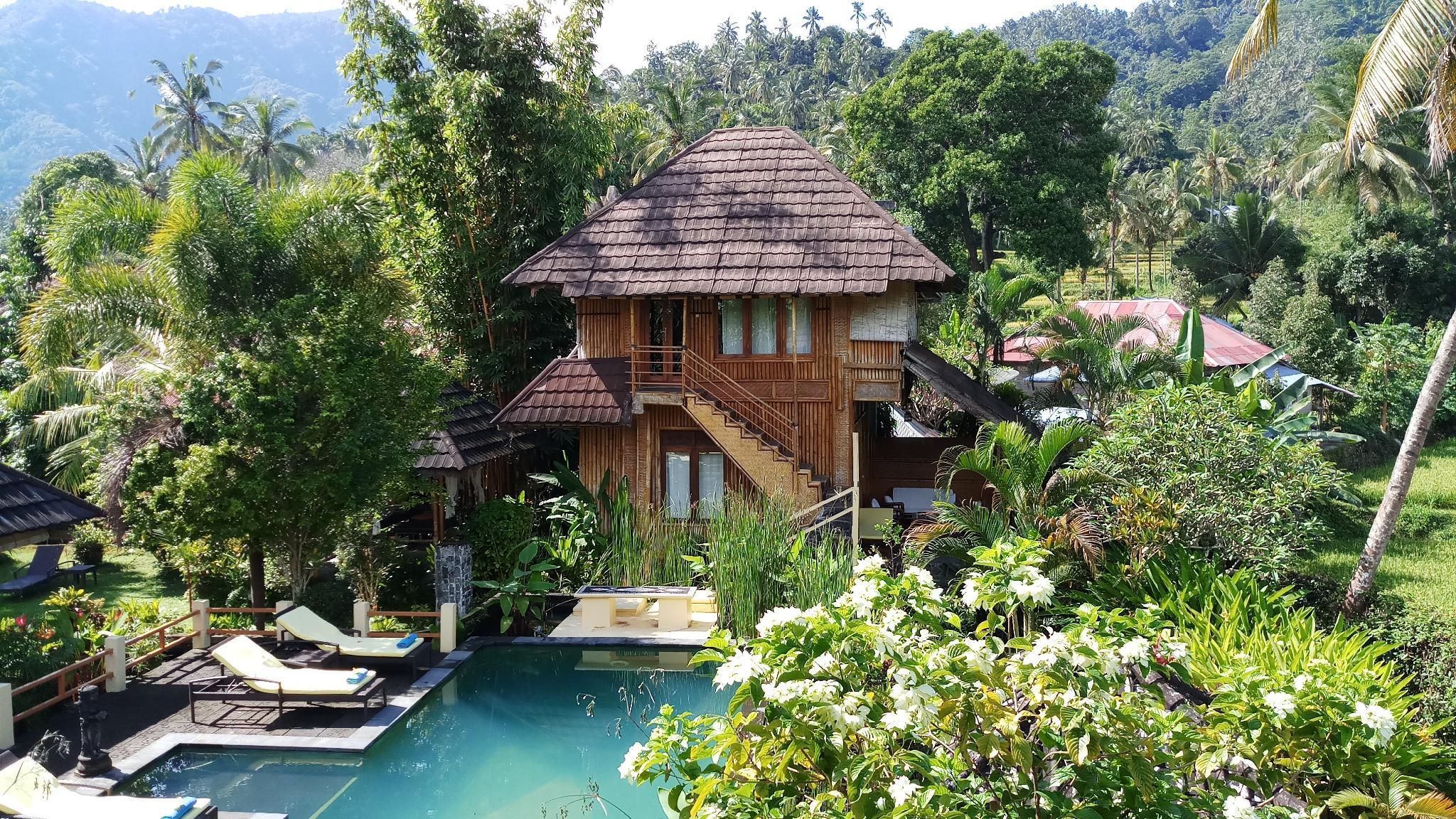 Ngoại cảnh khách sạn