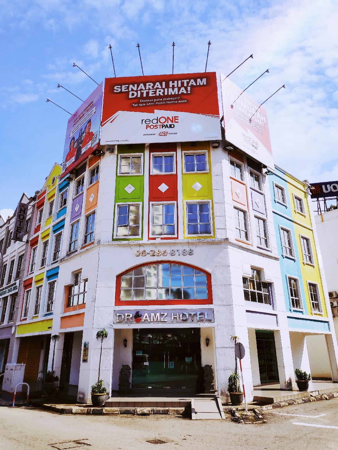 Ngoại cảnh khách sạn