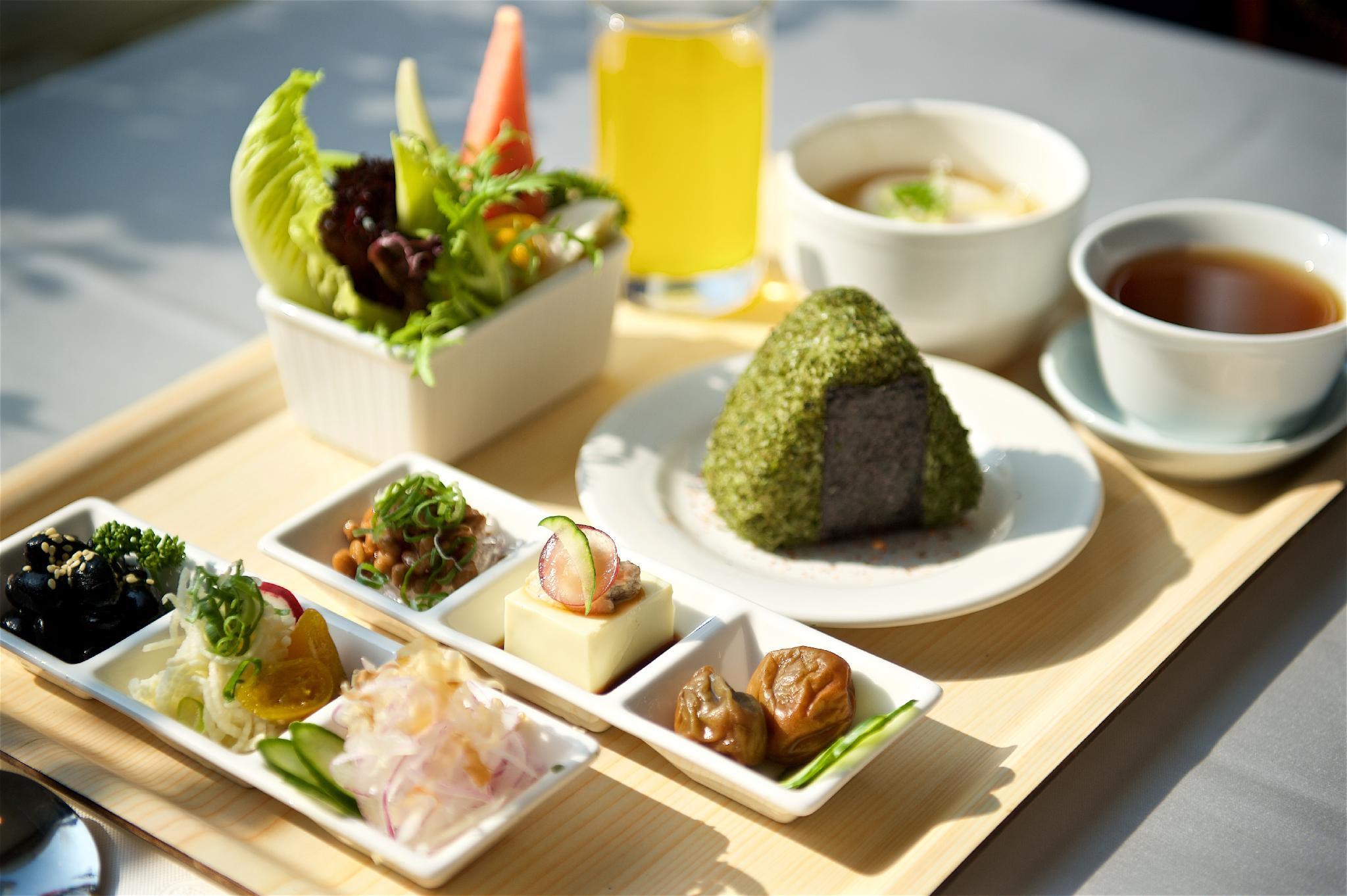 Đồ ăn và thức uống