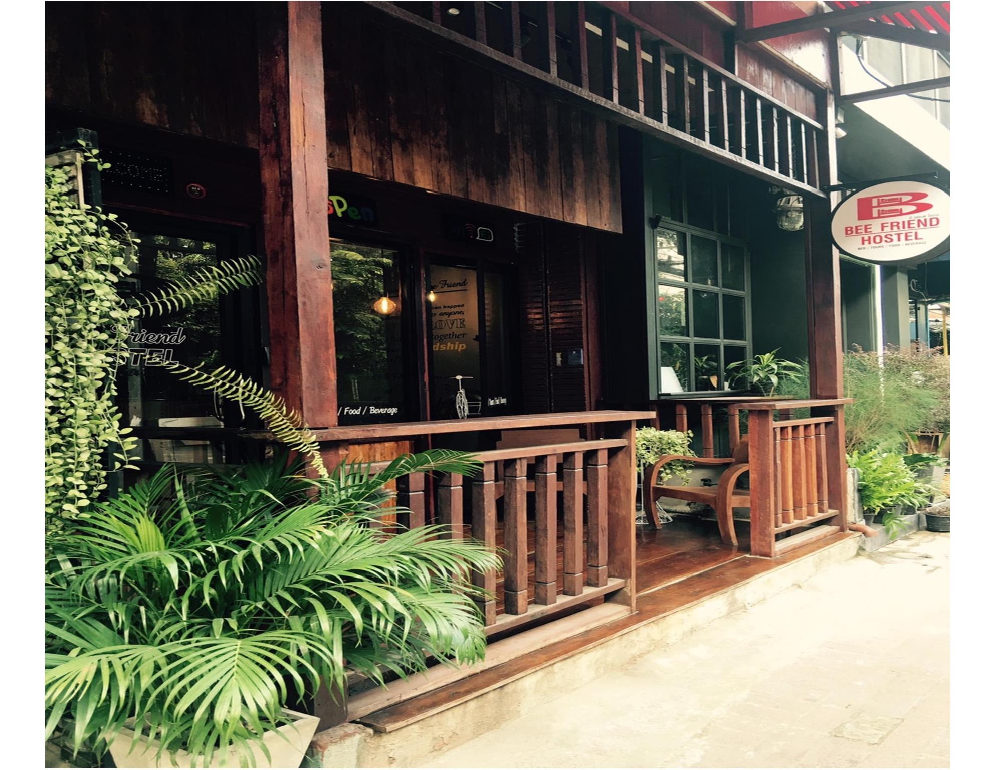 Ngoại cảnh khách sạn