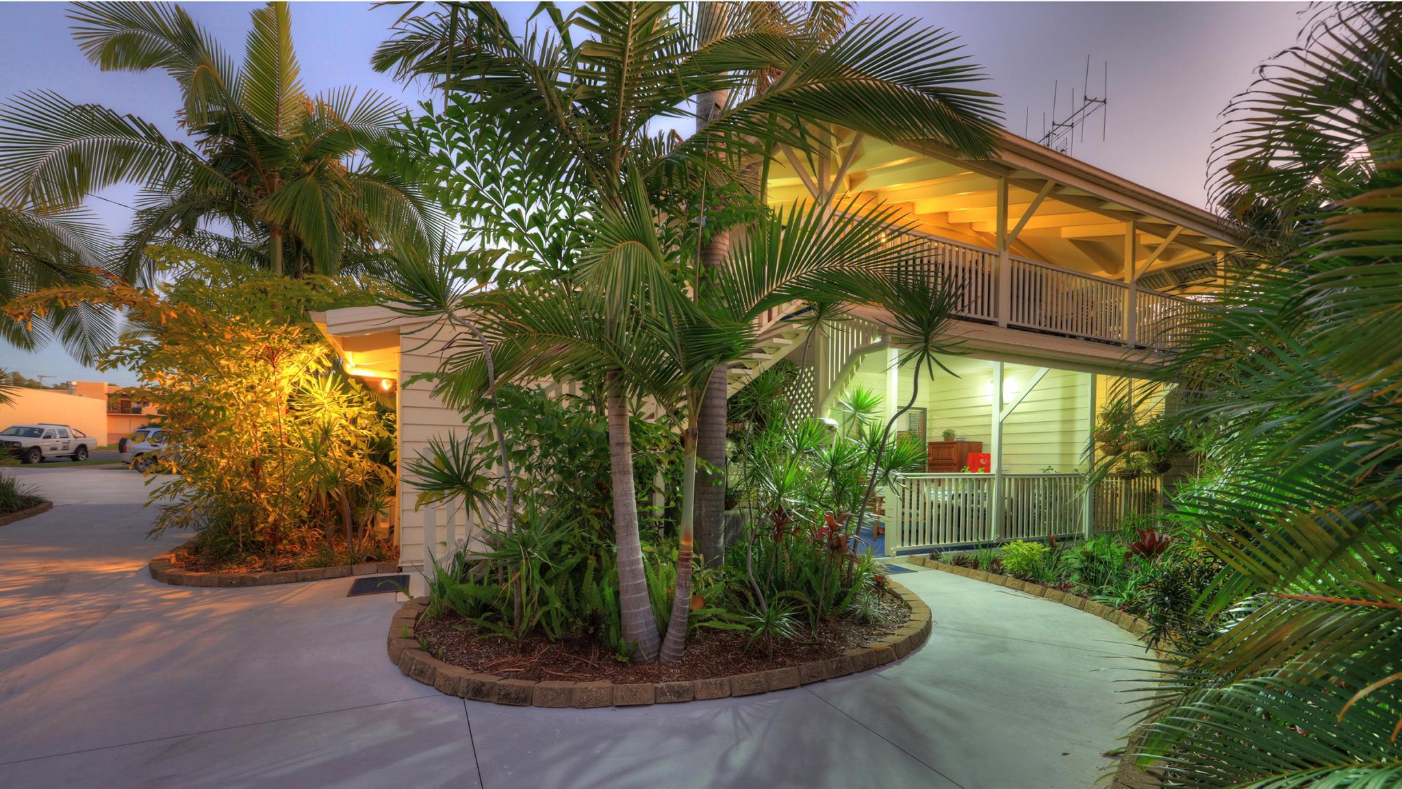 Khu vực xung quanh