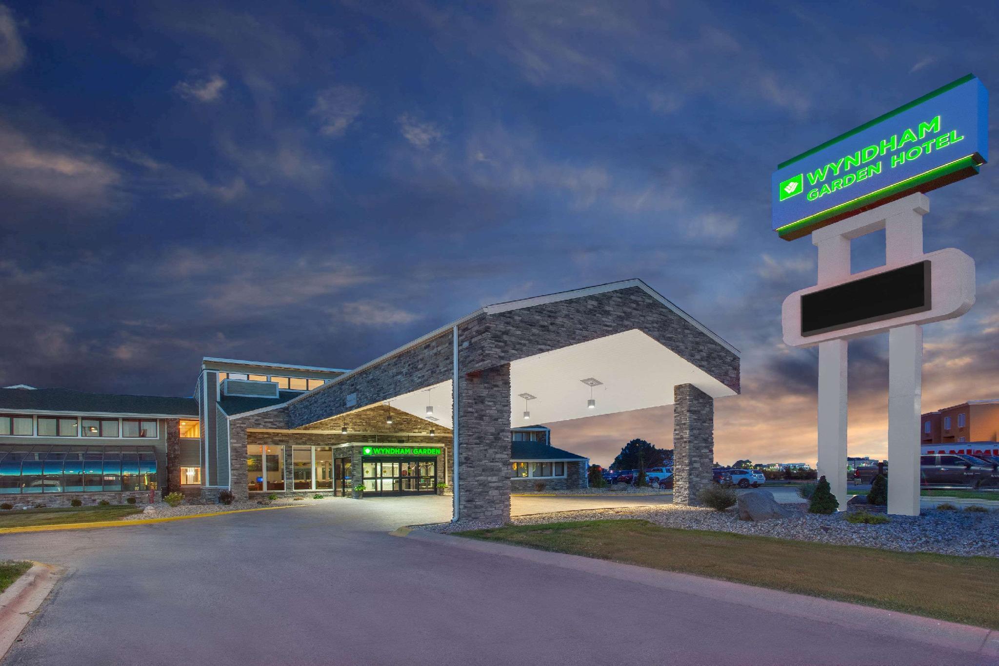 Ngoại cảnh khách sạn