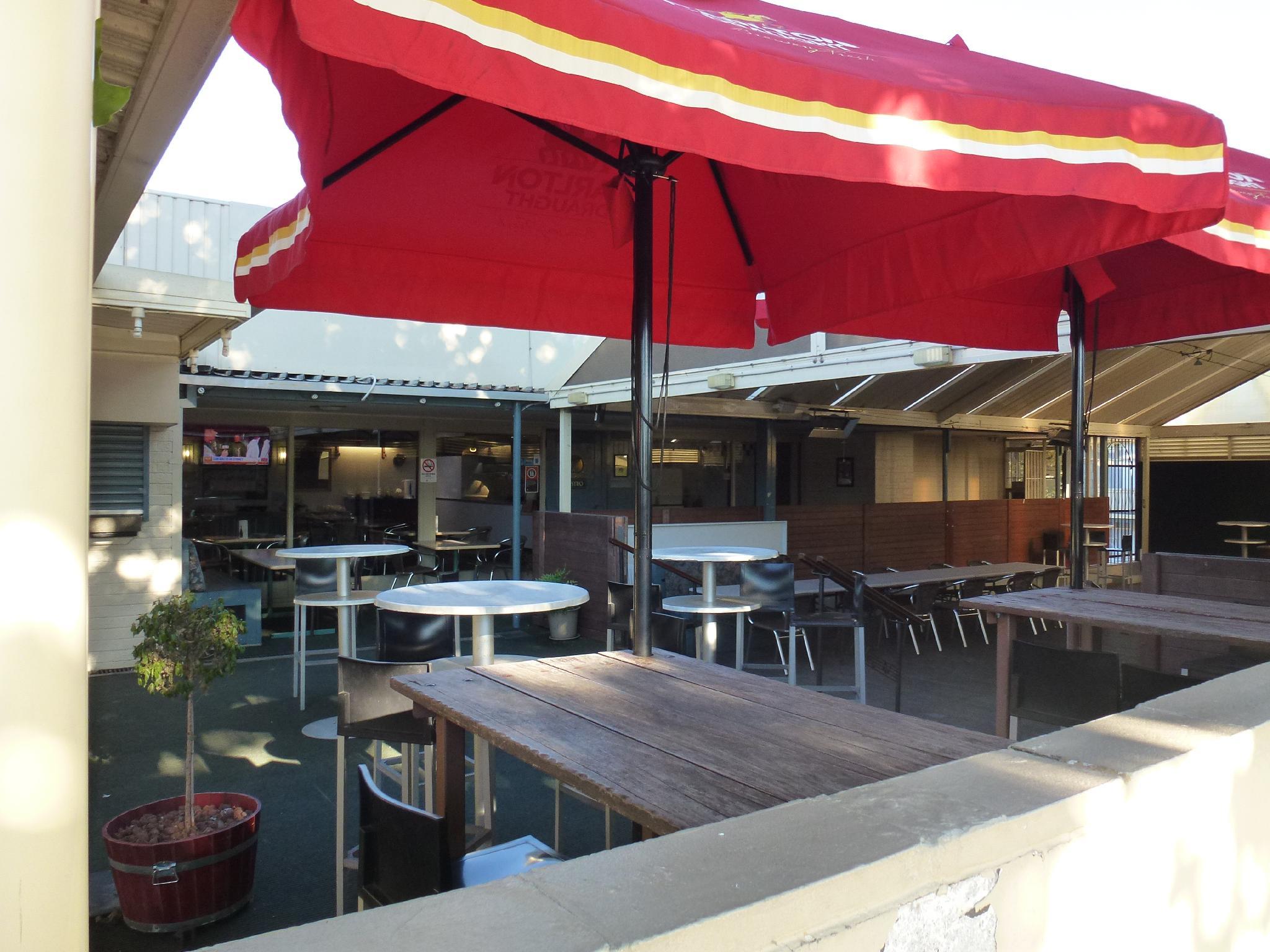 Đồ ăn và thức uống