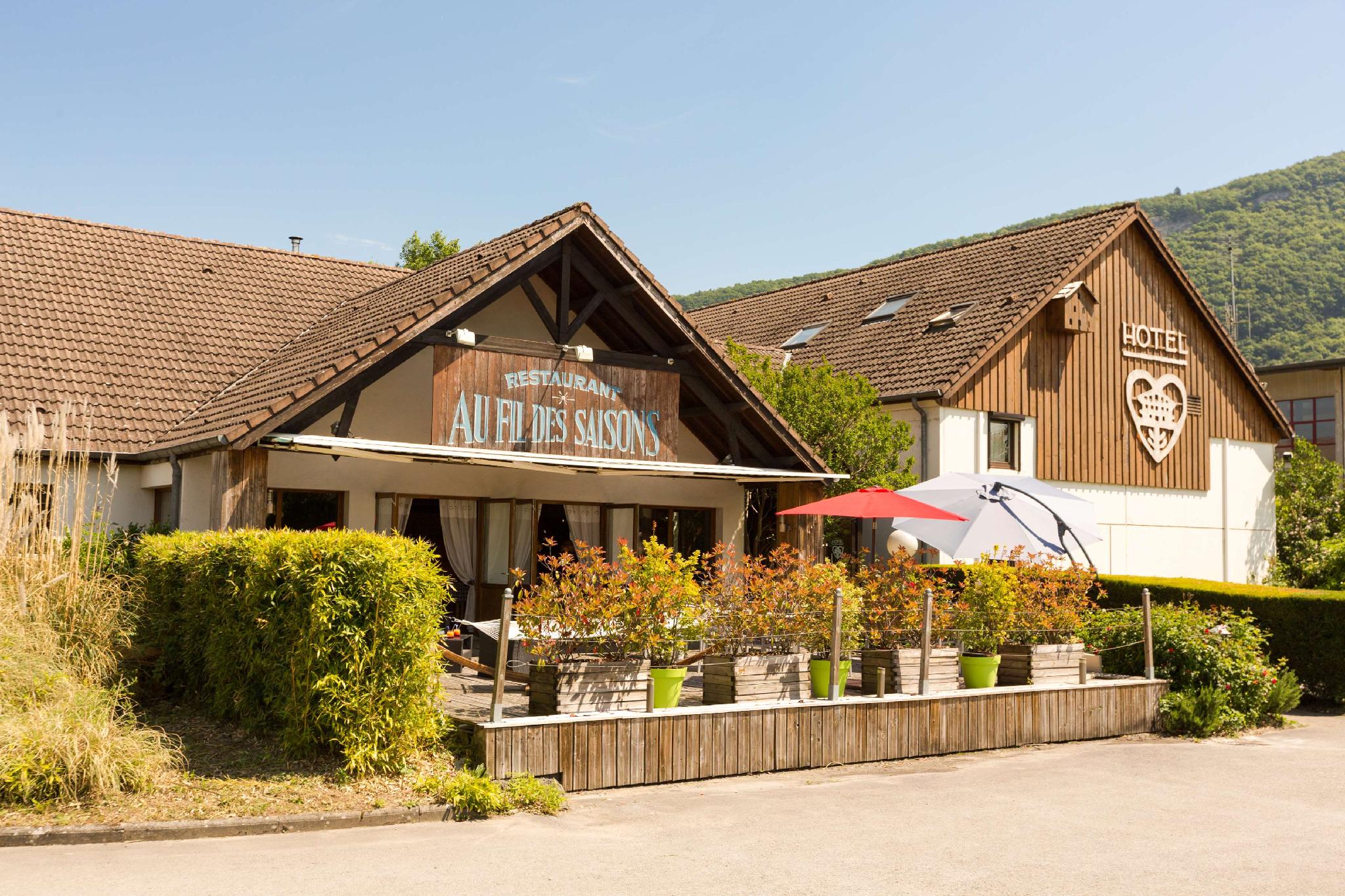 Ngoại cảnh khách sạn