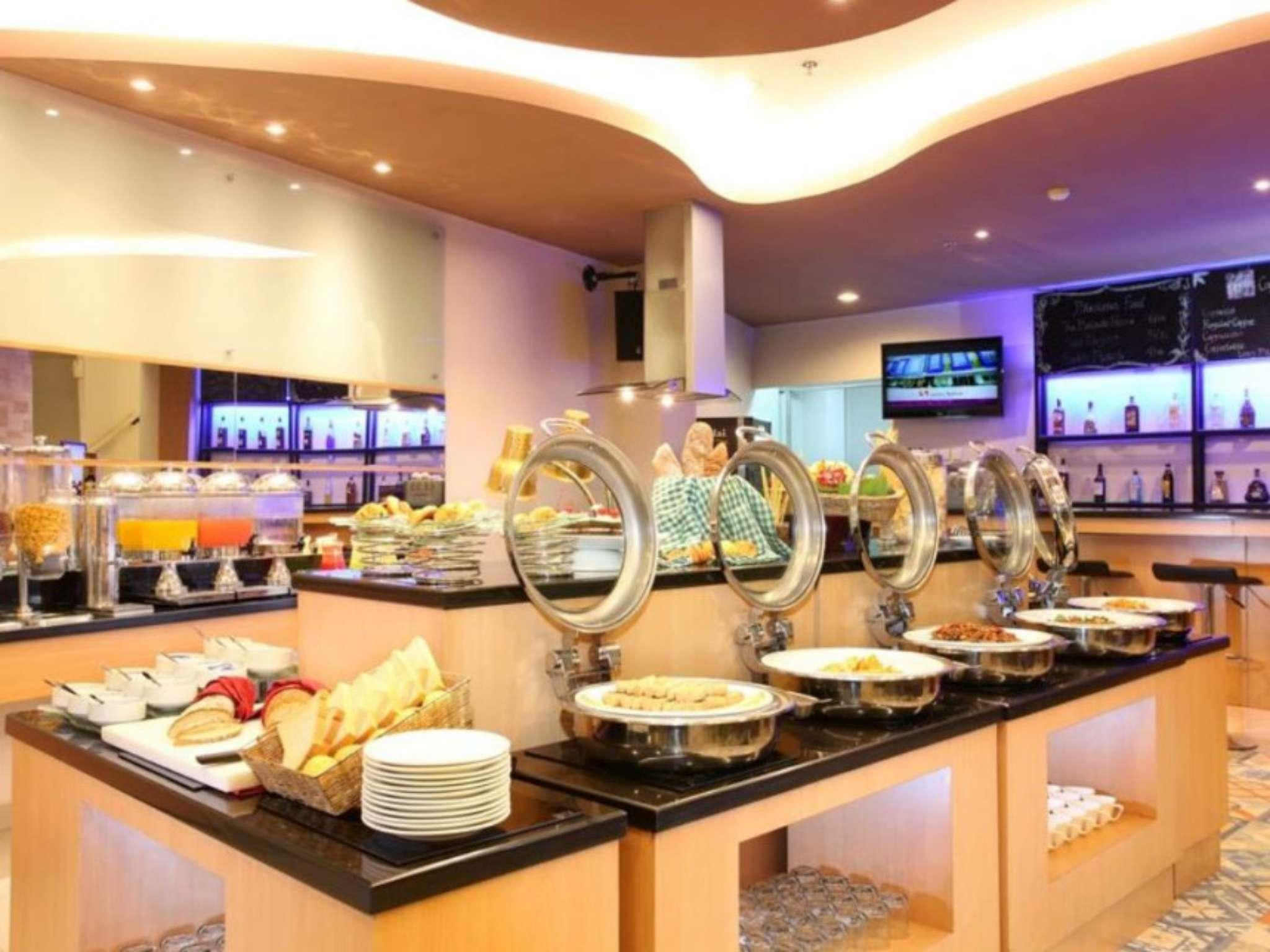 Đồ ăn và thức uống