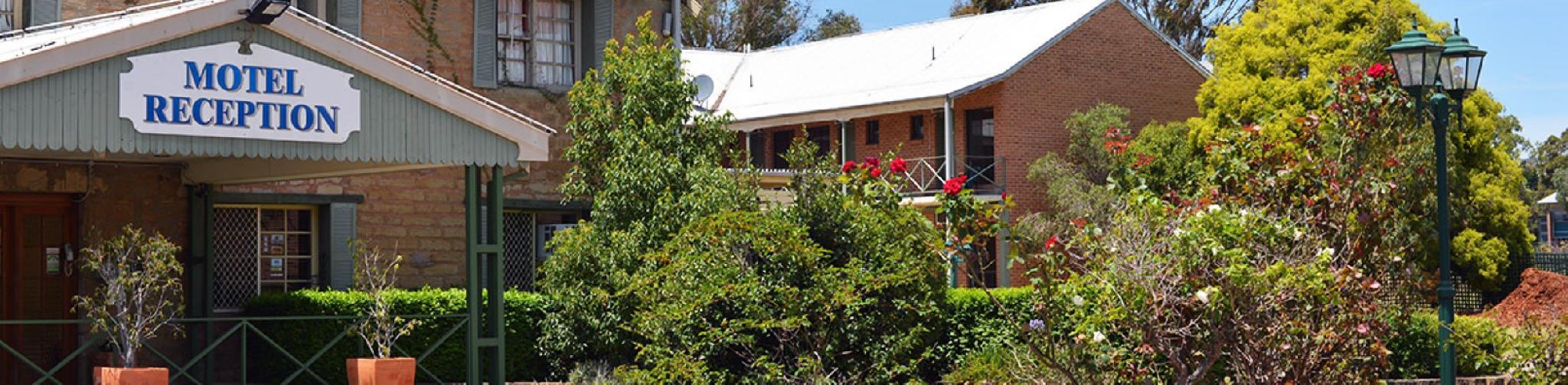 Ngoại cảnh khách sạn