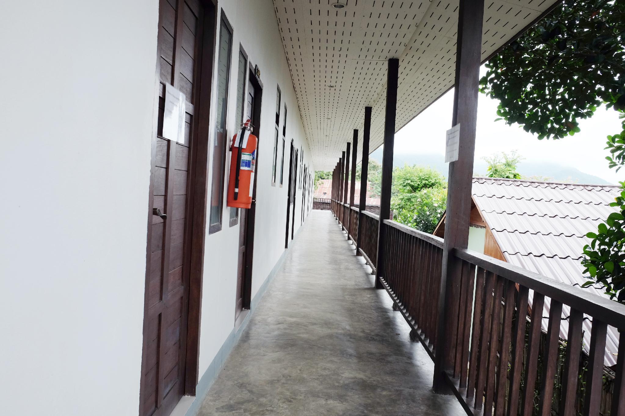 Ngoại cảnh khách sạn