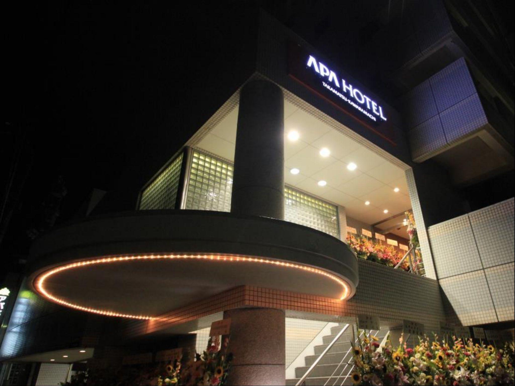 Ngoại cảnh khách sạn