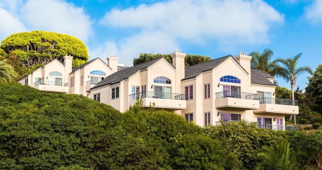 Ngoại cảnh khách sạn