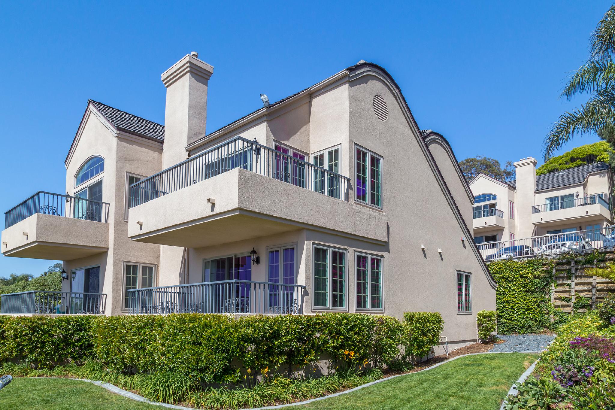 Ngoại cảnh khách sạn