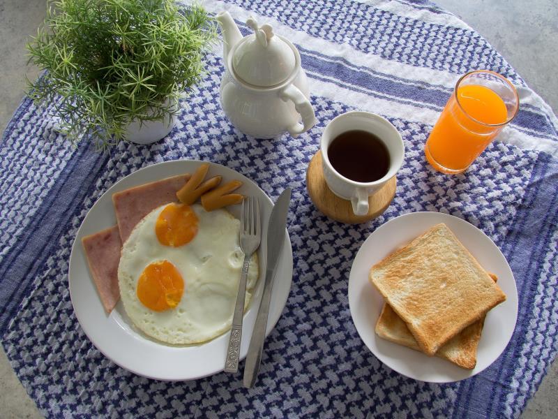 Đồ ăn và thức uống