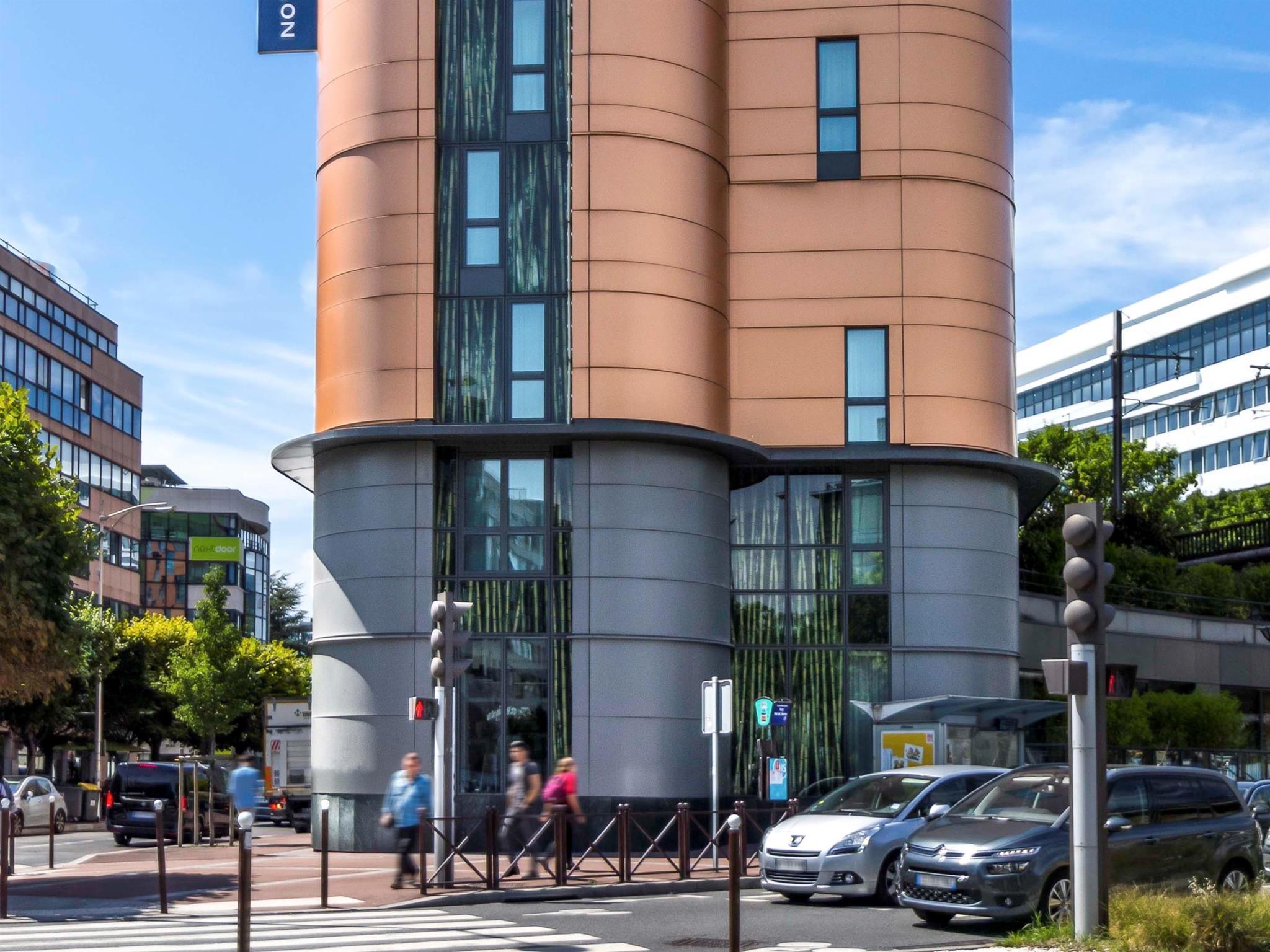 Ngoại cảnh khách sạn