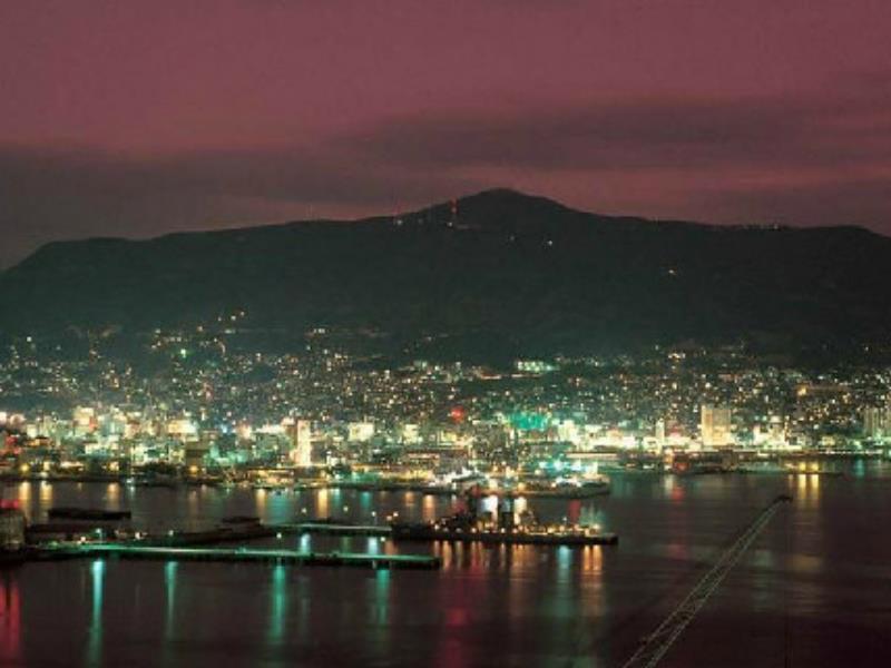 Nơi tham quan gần đây