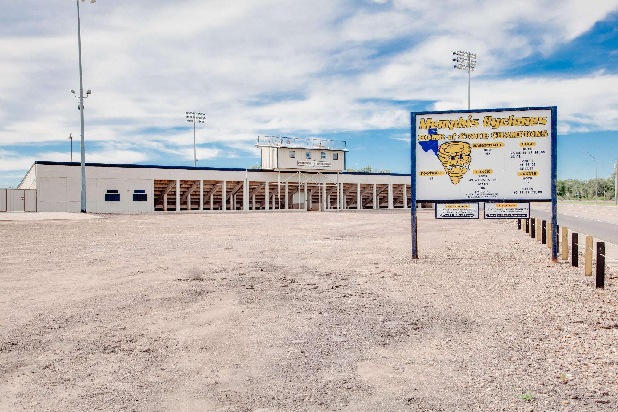 Nơi tham quan gần đây