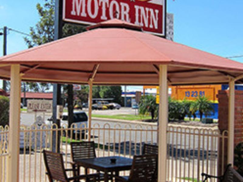 Ngoại cảnh khách sạn