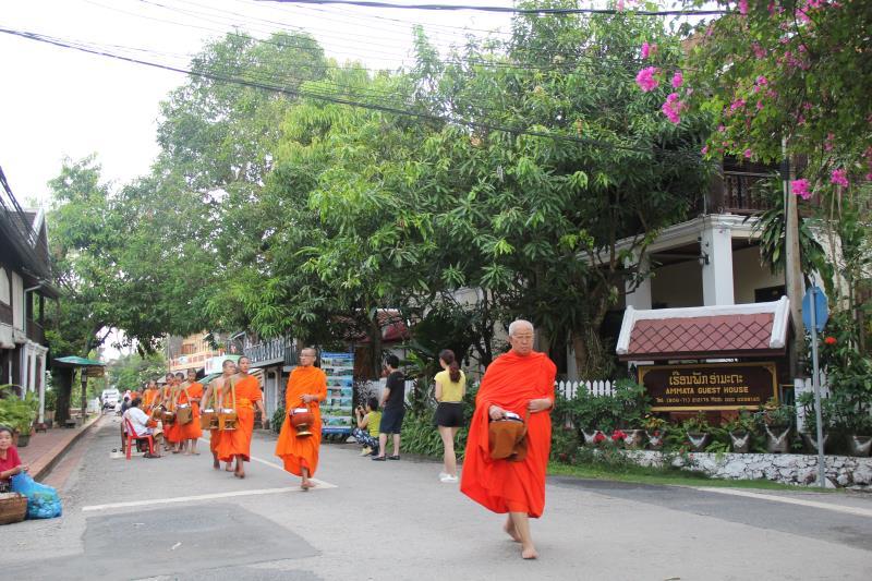 Nơi tham quan gần đây