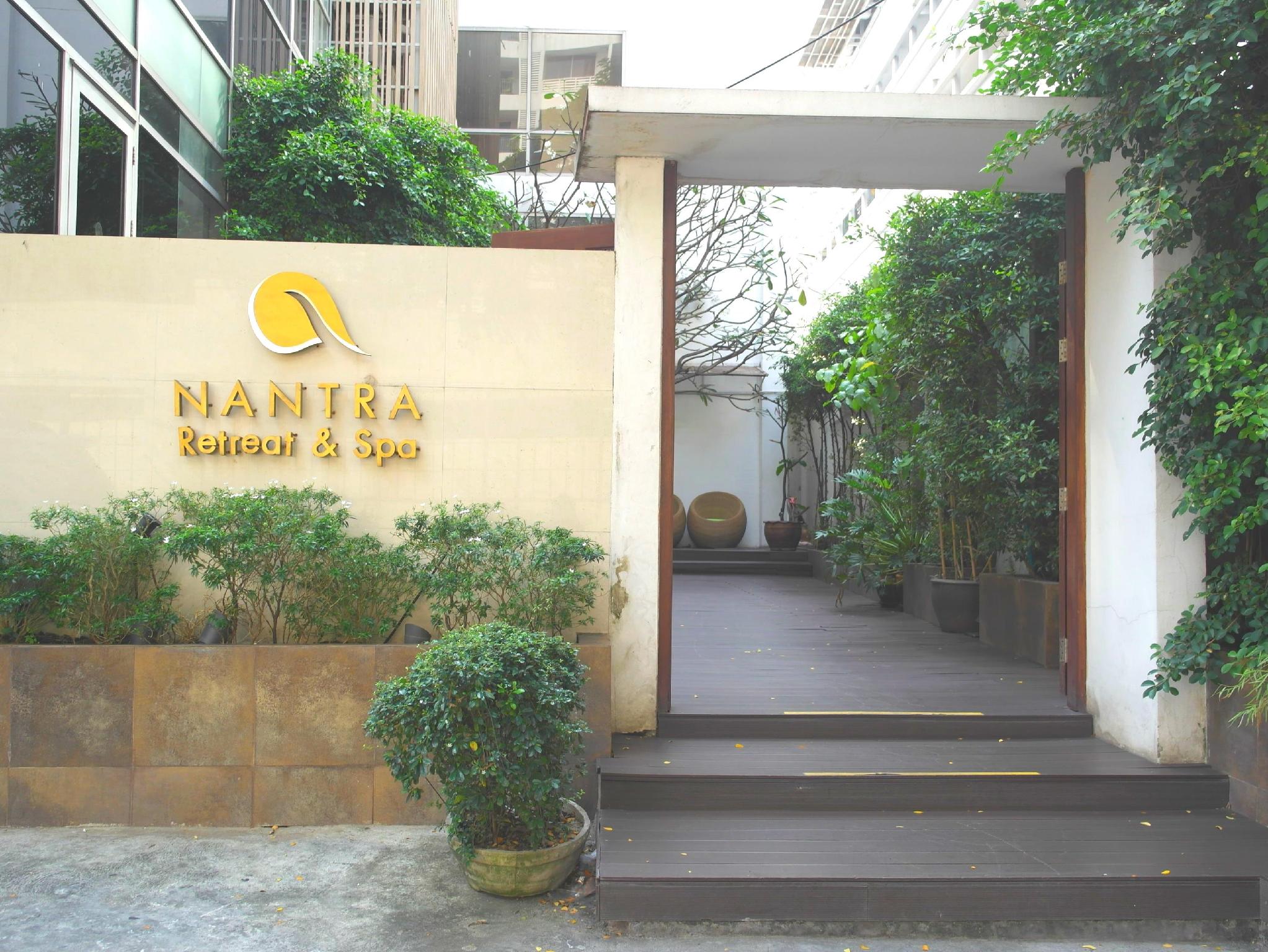 Ngoại cảnh khách sạn