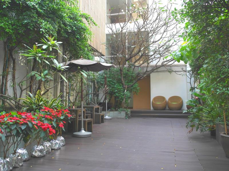 Ngoại cảnh khách sạn