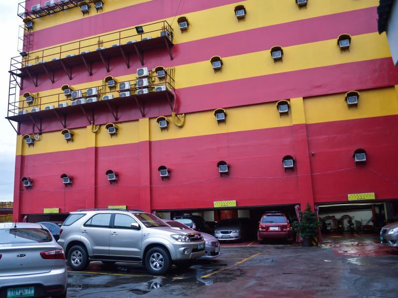 Ngoại cảnh khách sạn