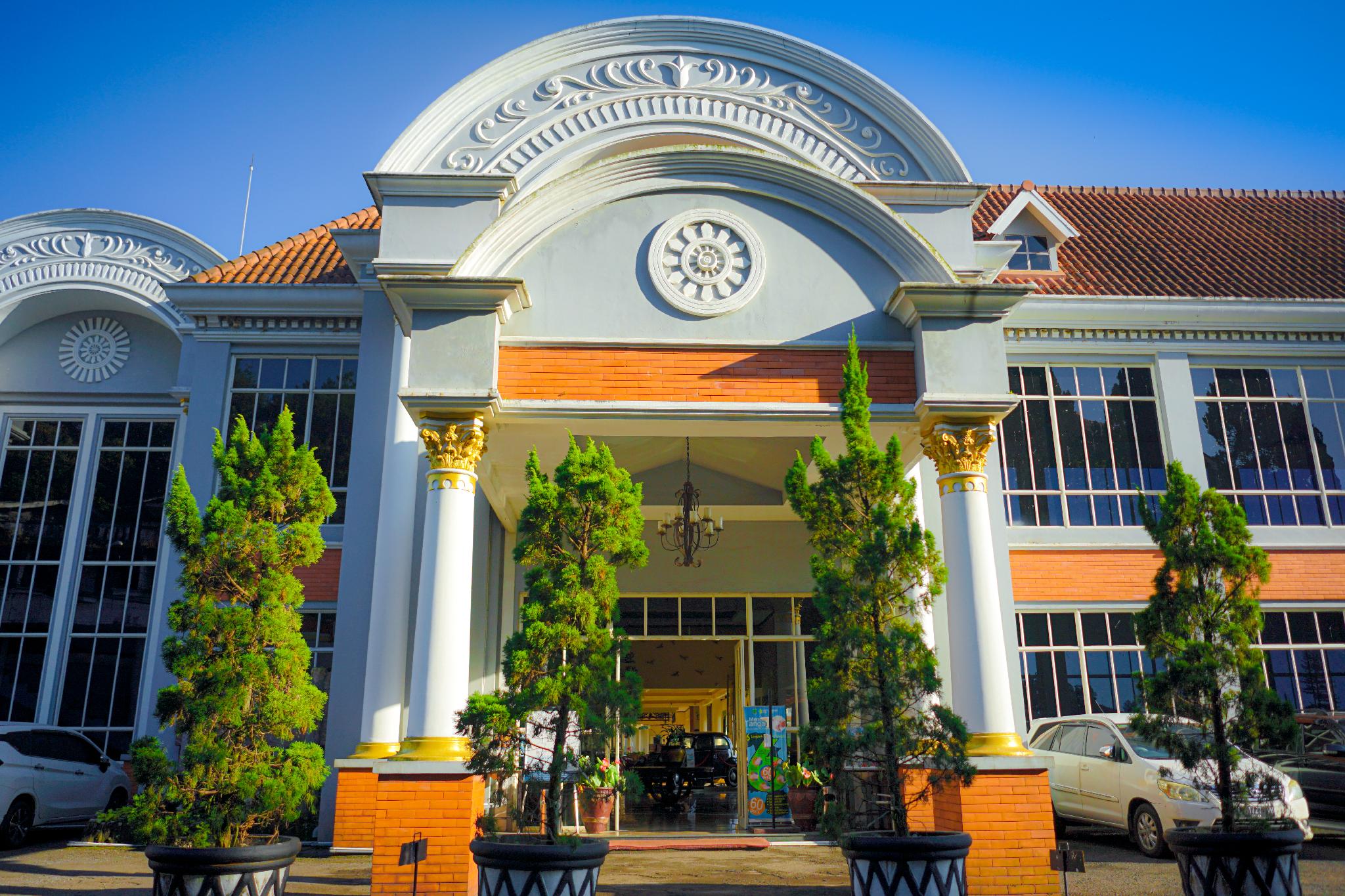 Ngoại cảnh khách sạn