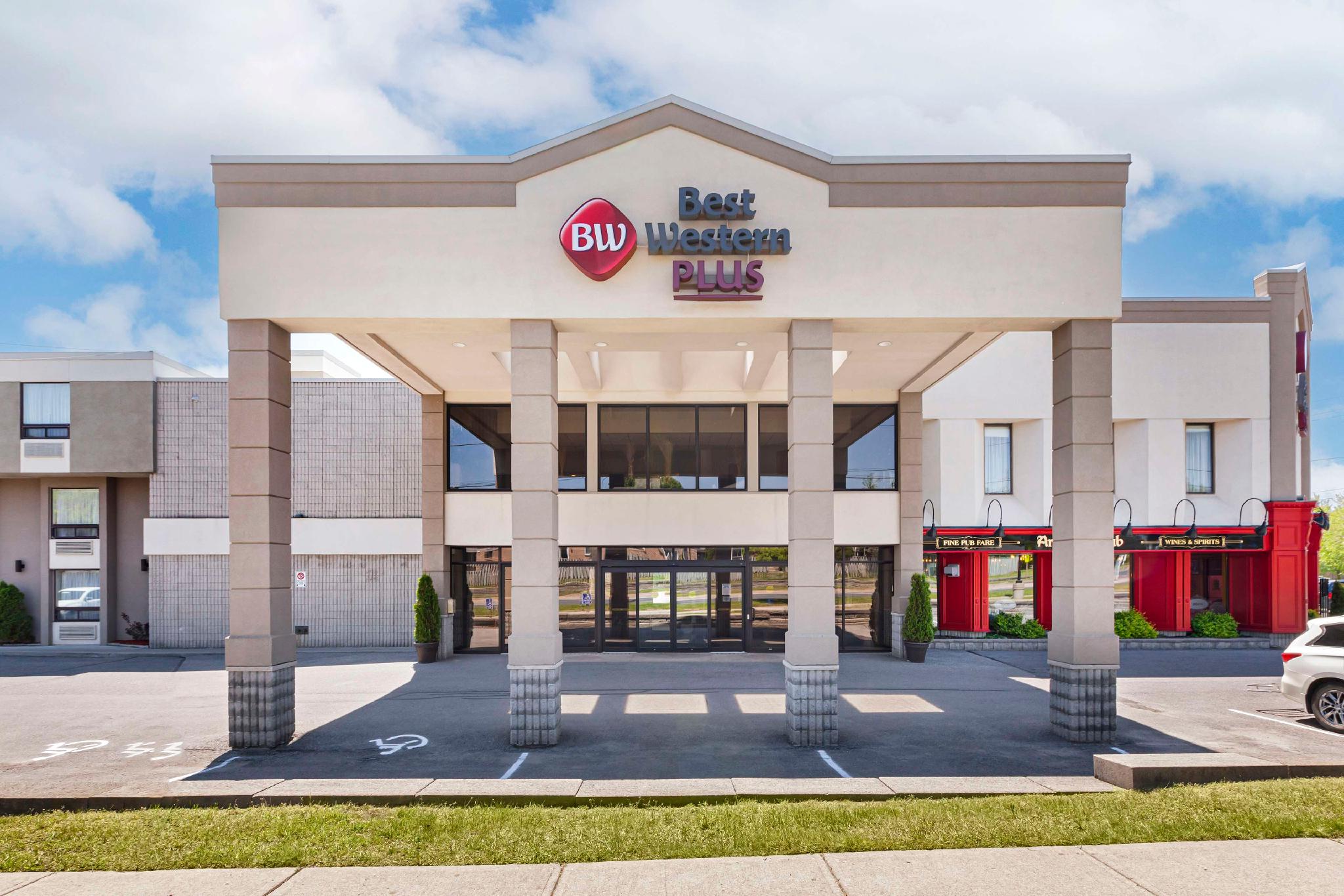 Ngoại cảnh khách sạn