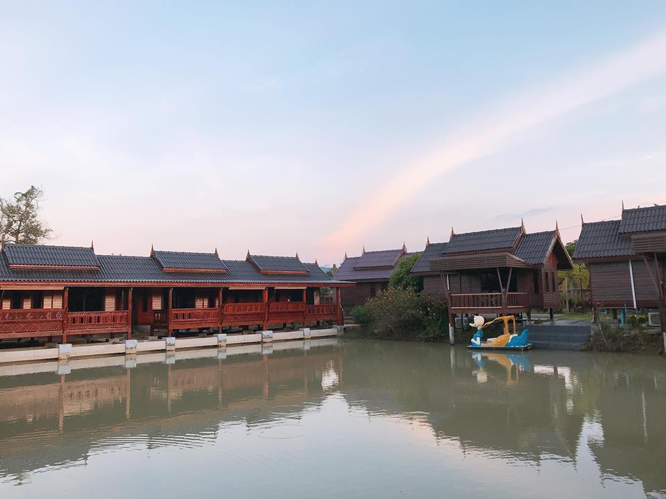 Ngoại cảnh khách sạn