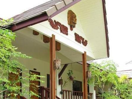 Ngoại cảnh khách sạn