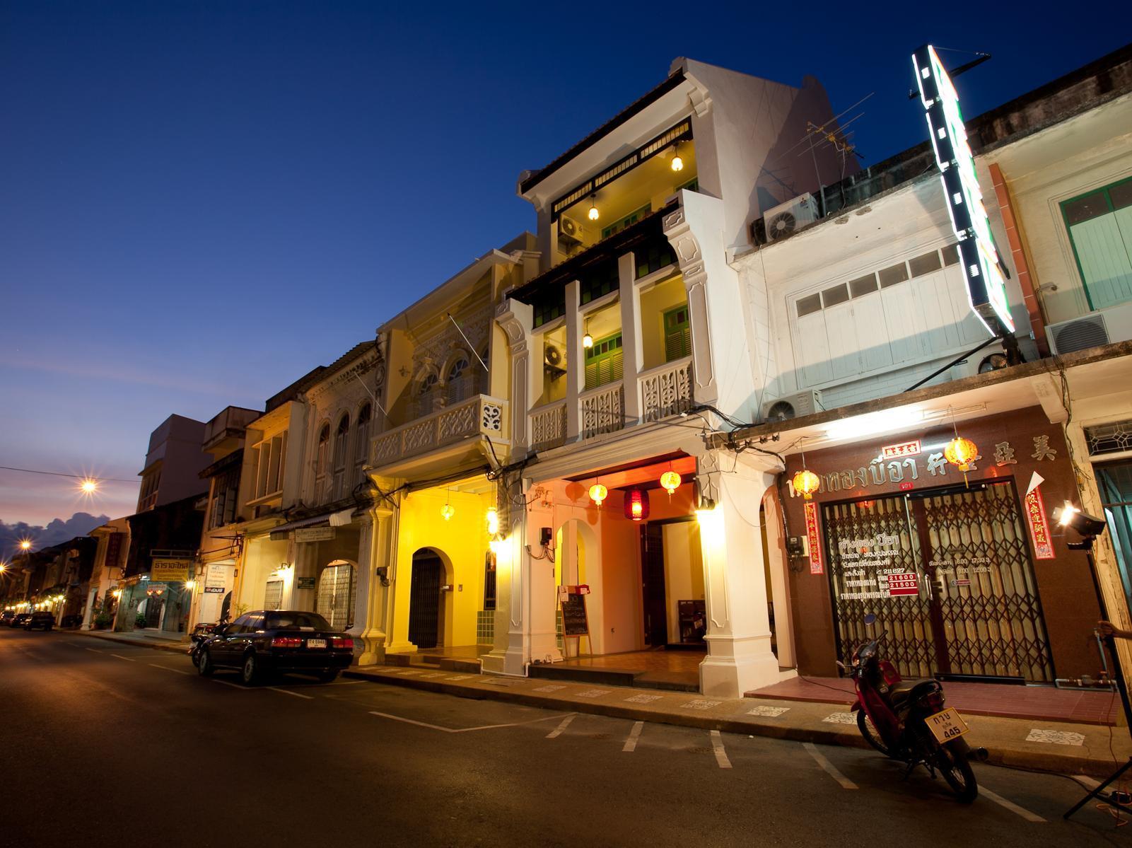 Ngoại cảnh khách sạn