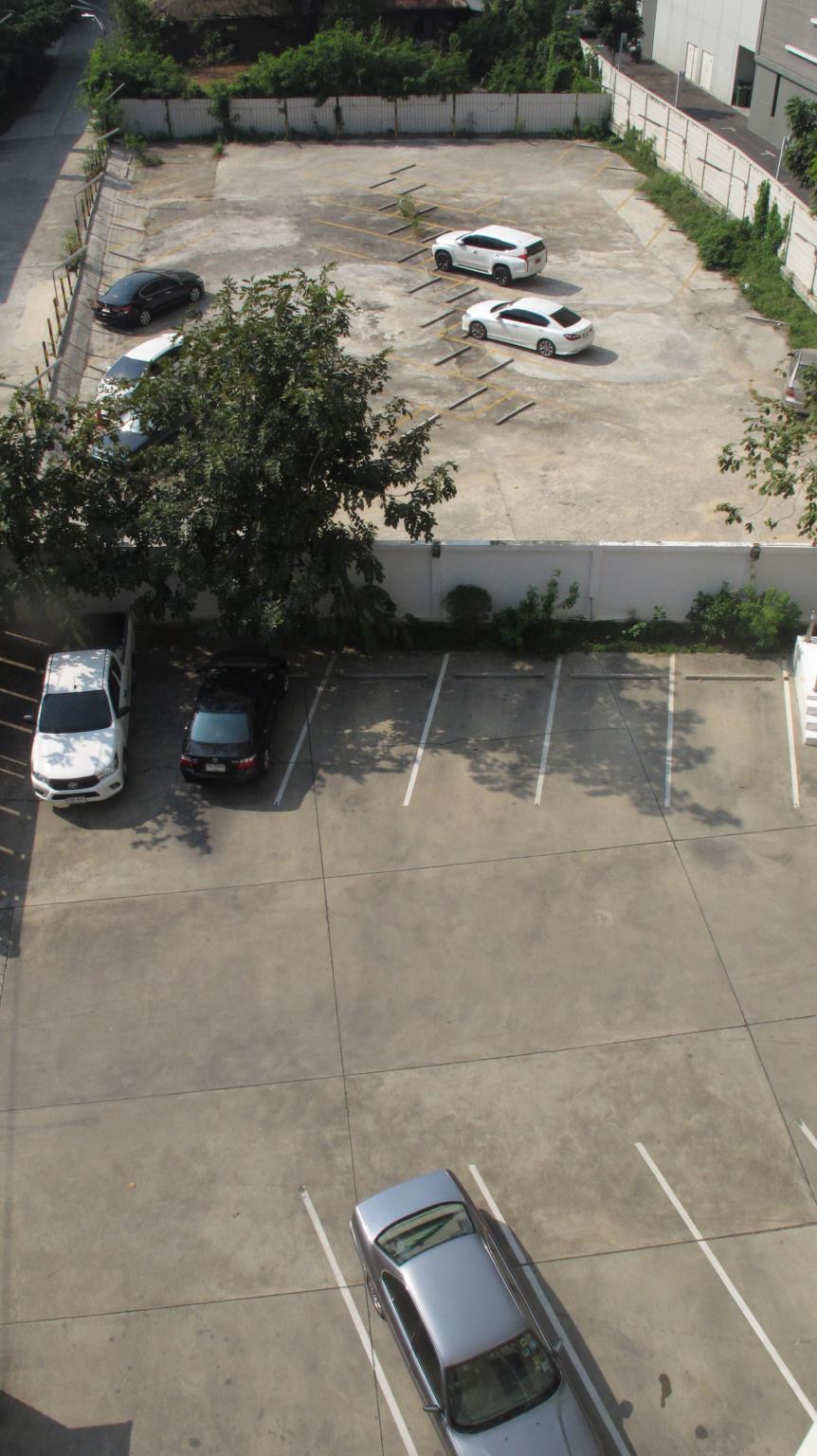 Khu vực xung quanh