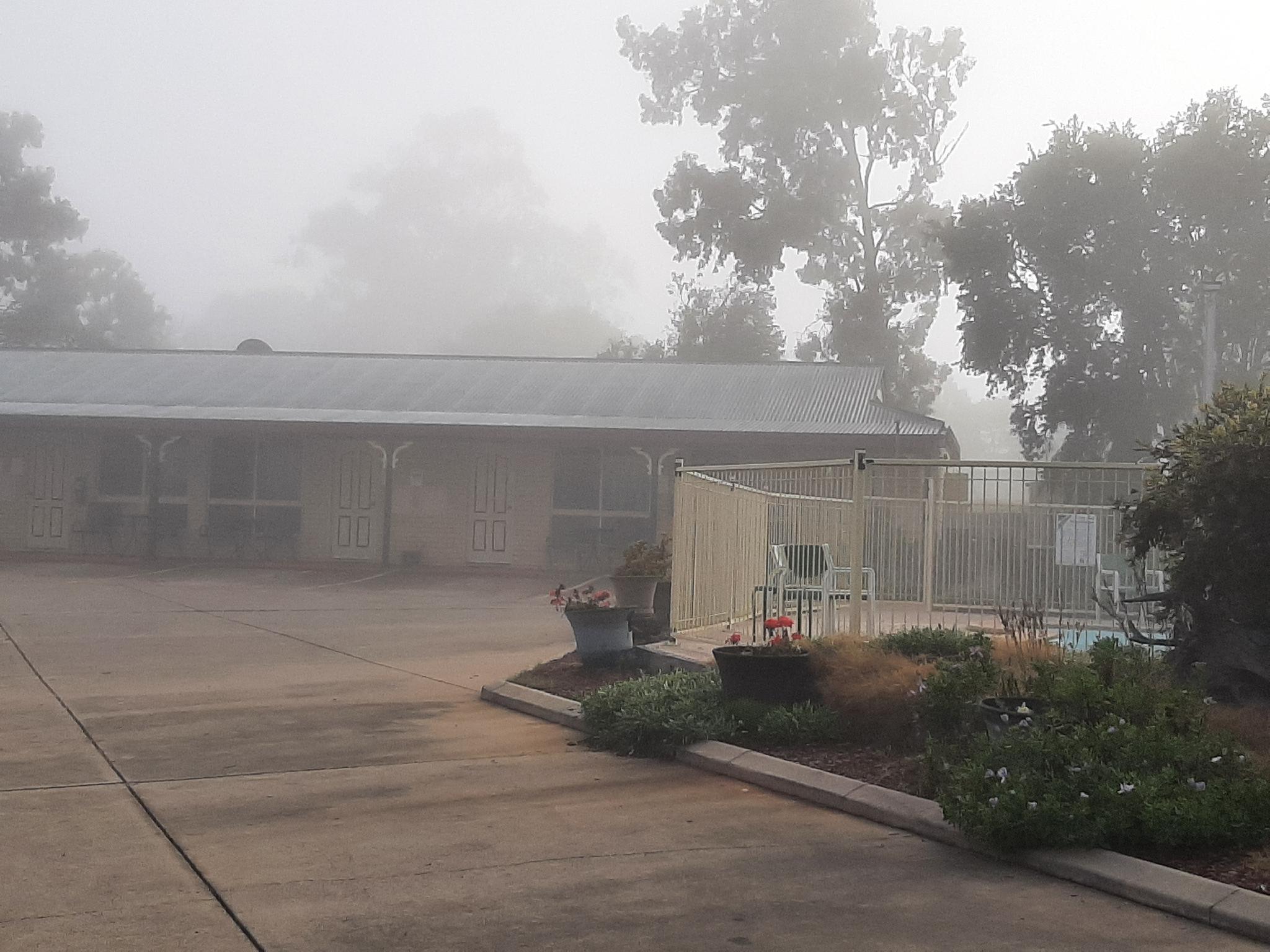 Khu vực xung quanh