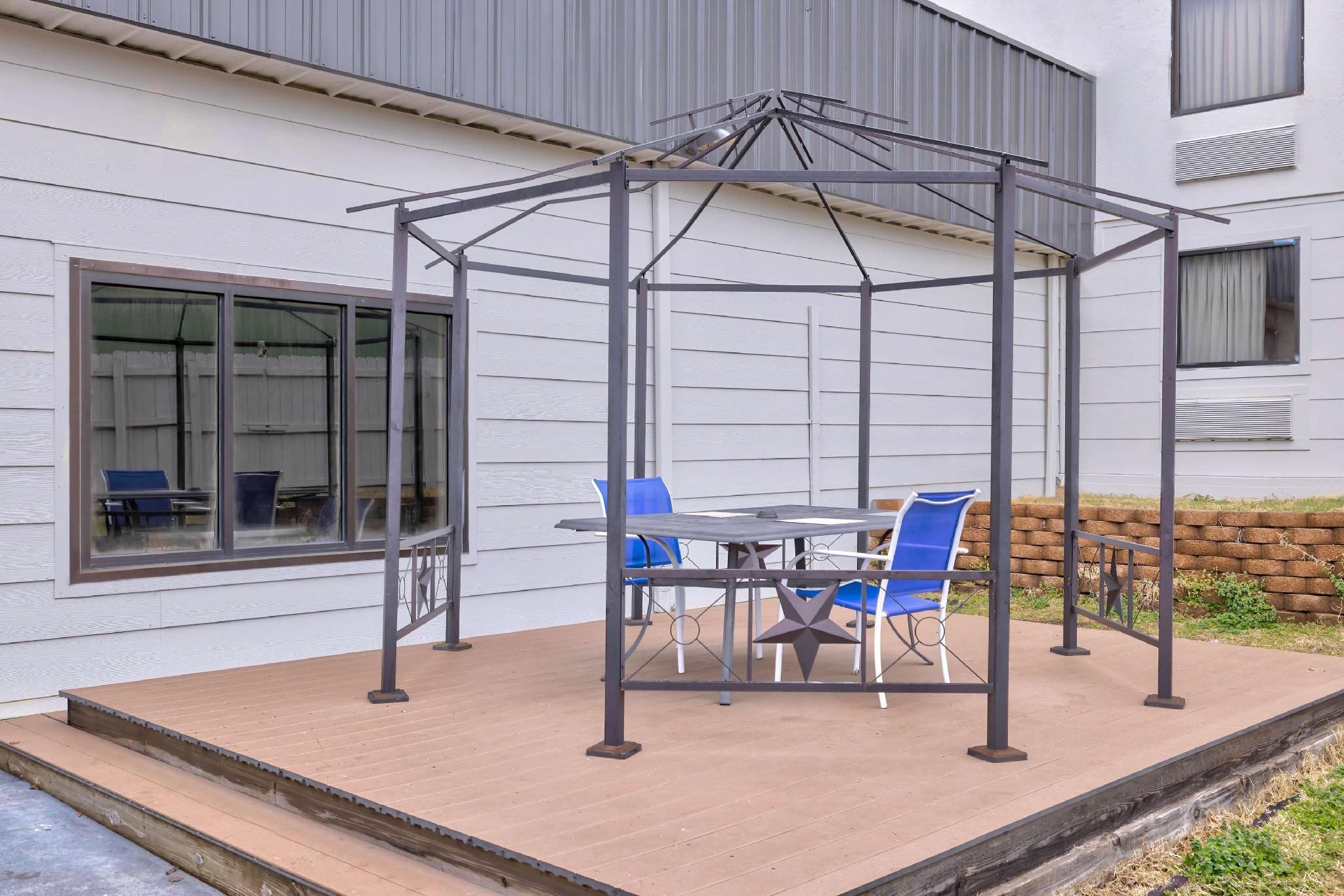 Ngoại cảnh khách sạn