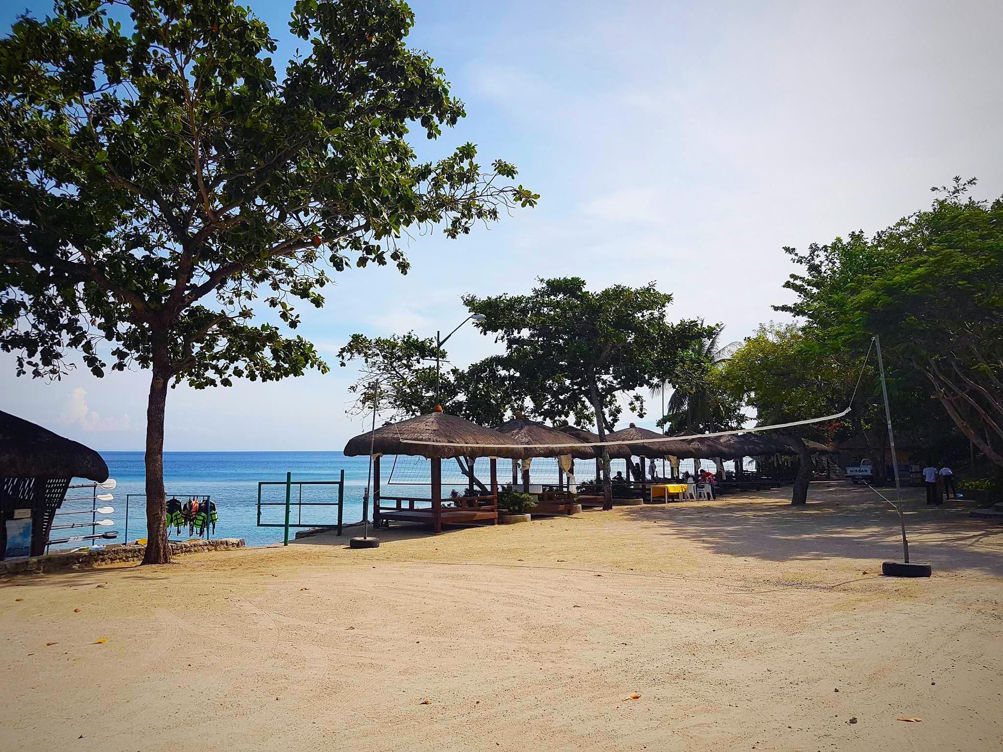 Khu vực xung quanh