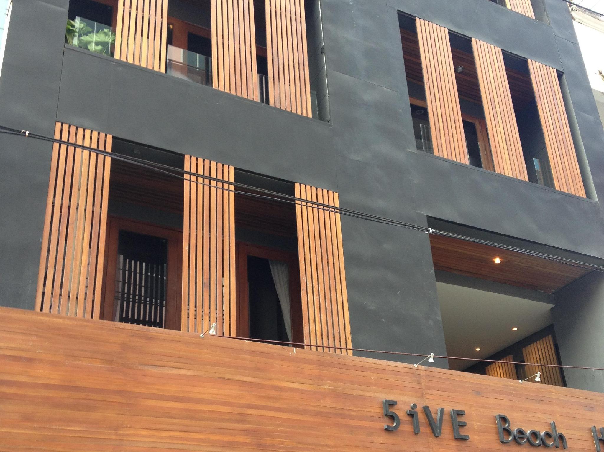 Ngoại cảnh khách sạn