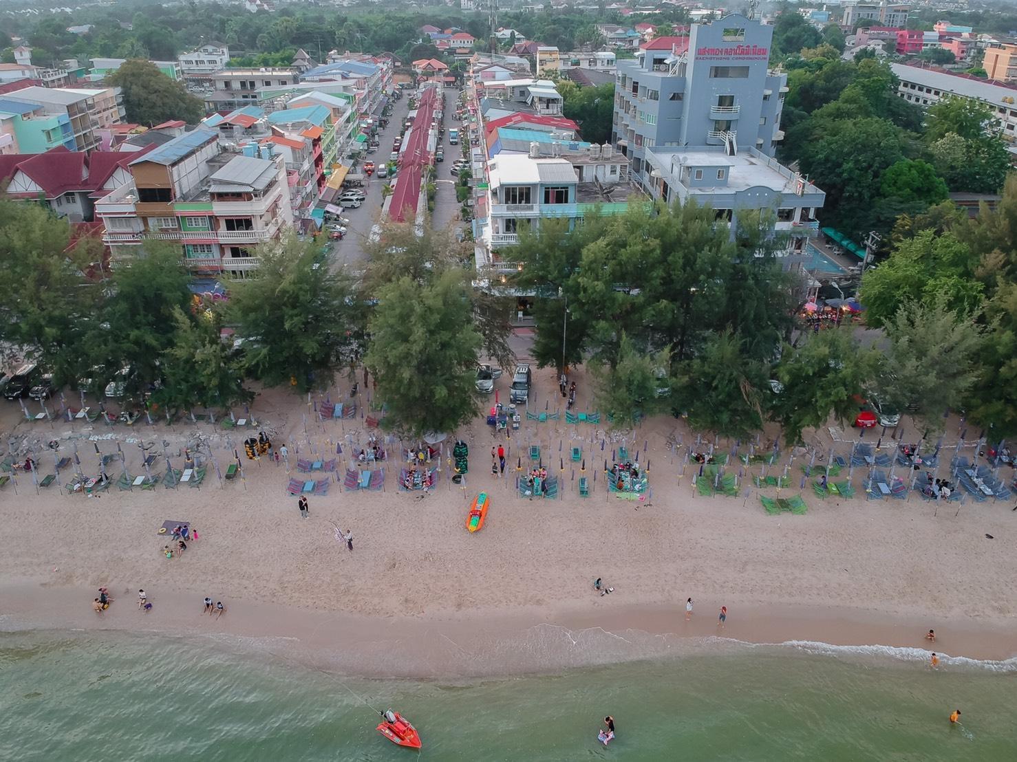 Ngoại cảnh khách sạn