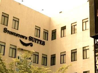 Ngoại cảnh khách sạn