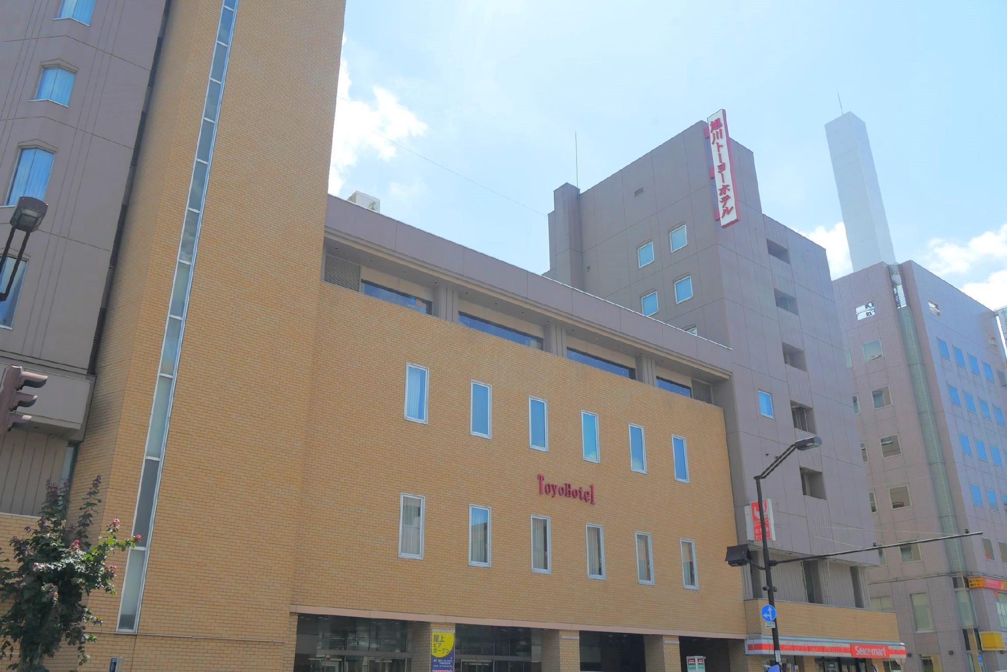 Ngoại cảnh khách sạn