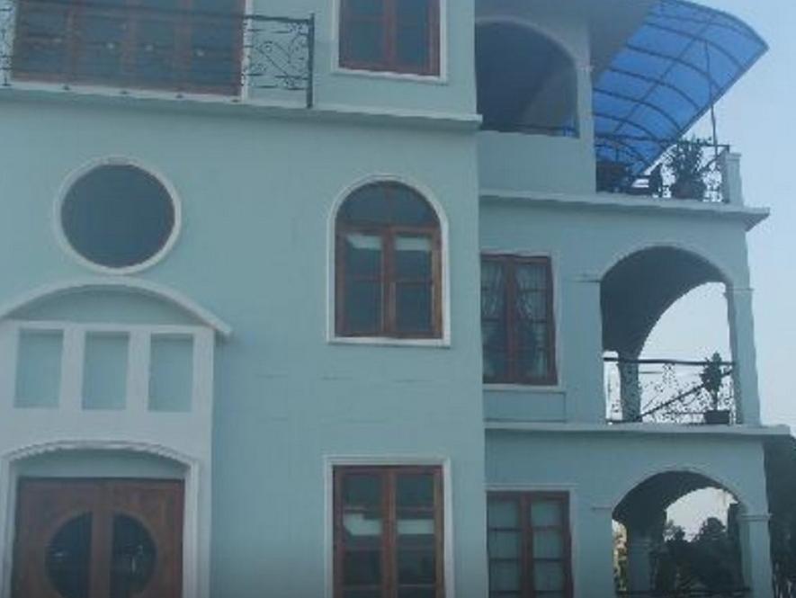 Ngoại cảnh khách sạn