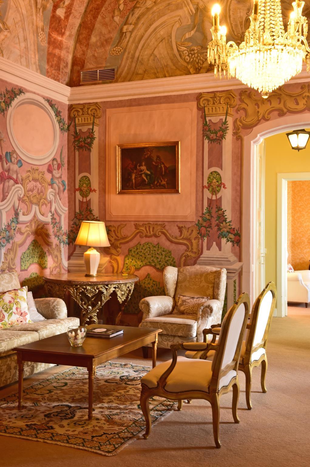 Nội thất khách sạn