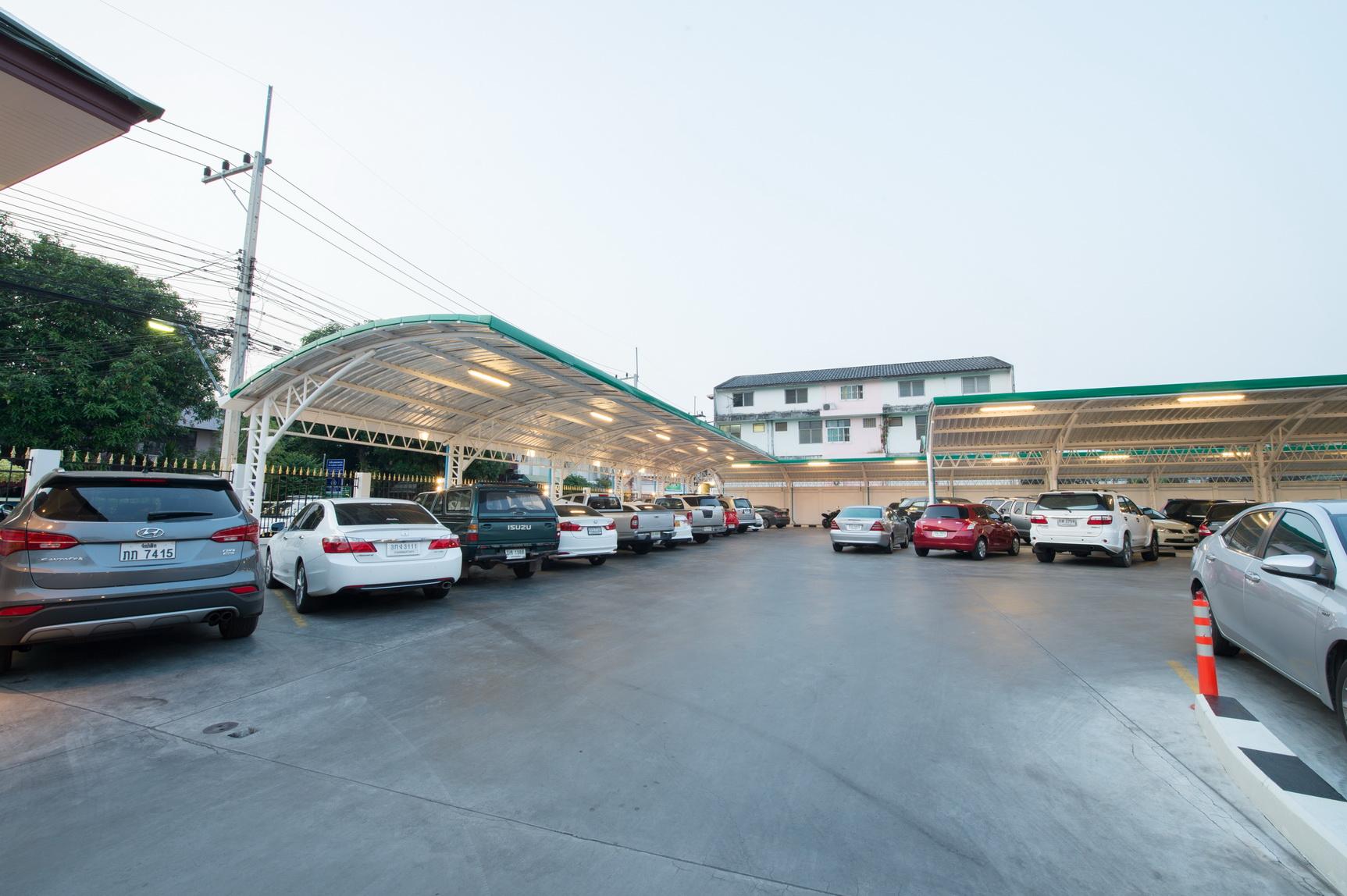 Khu vực xung quanh