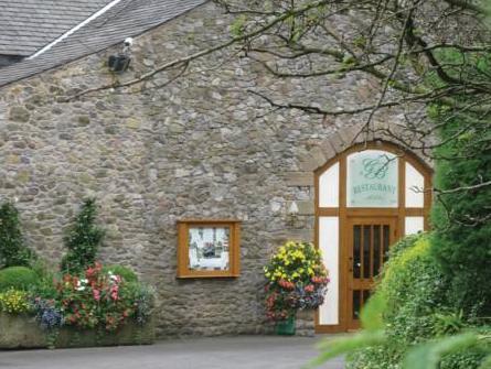 Ngoại cảnh khách sạn