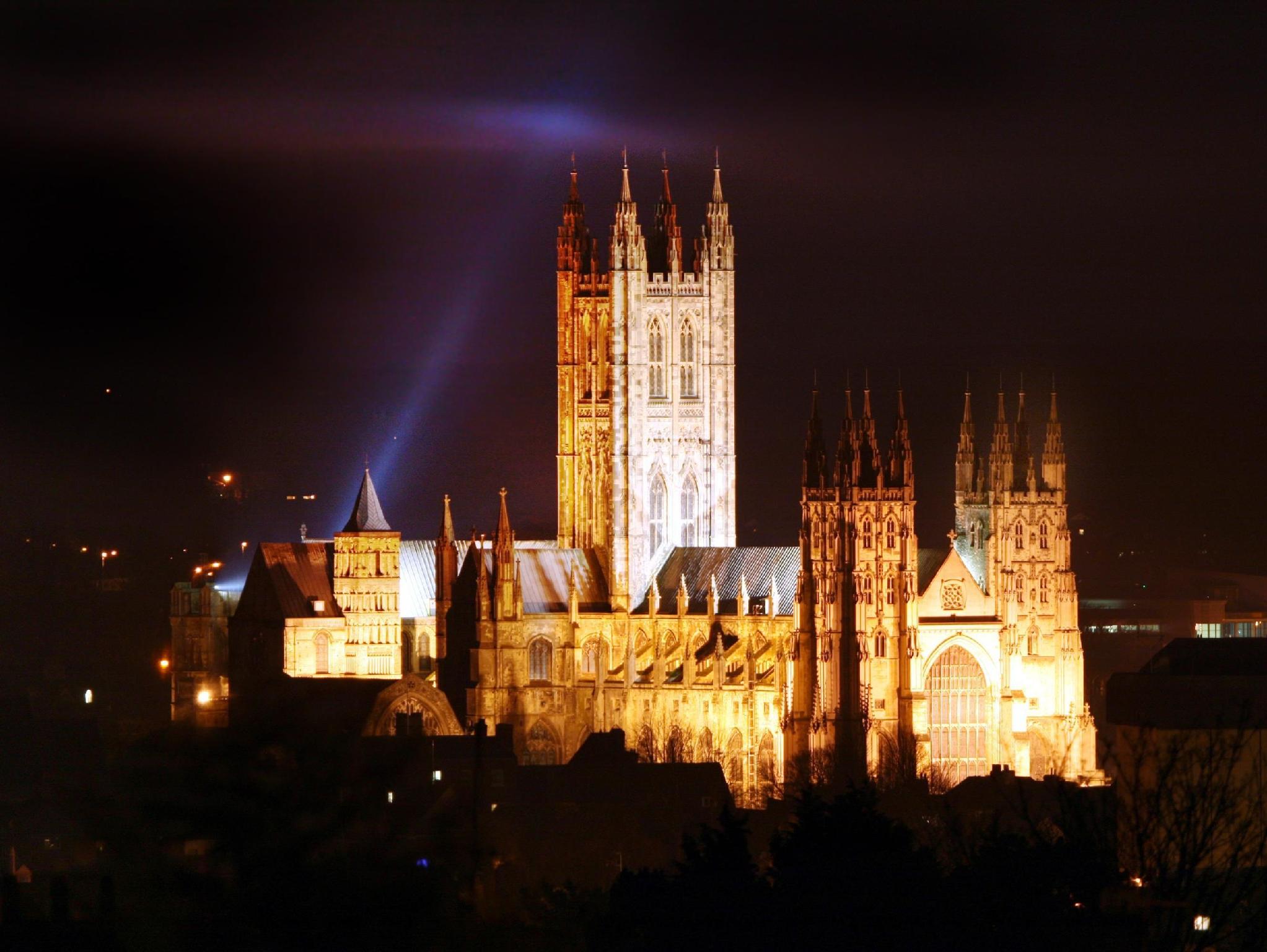 Khu vực xung quanh