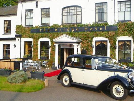 Khu vực xung quanh