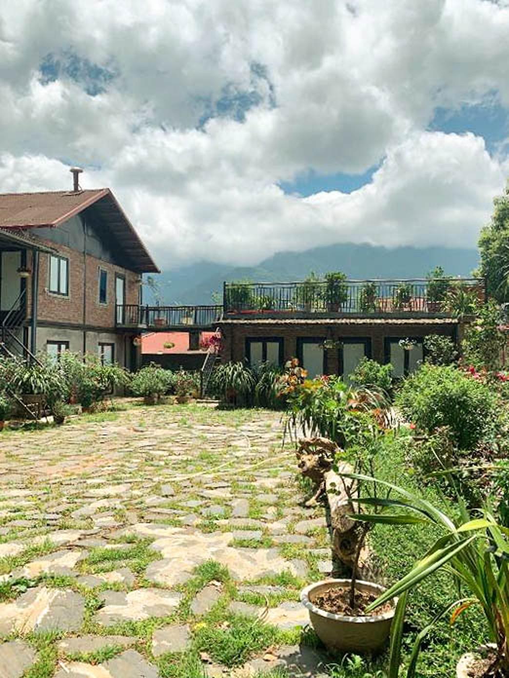 Ngoại cảnh khách sạn