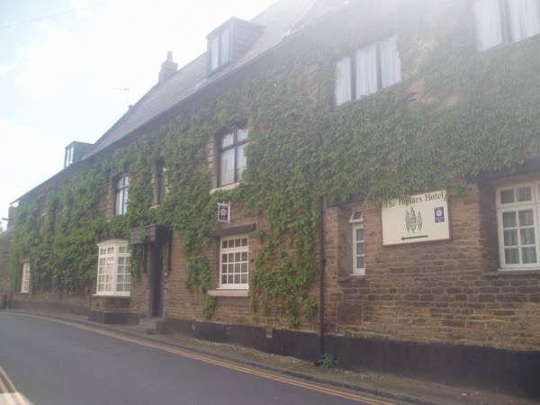 Ngoại cảnh khách sạn